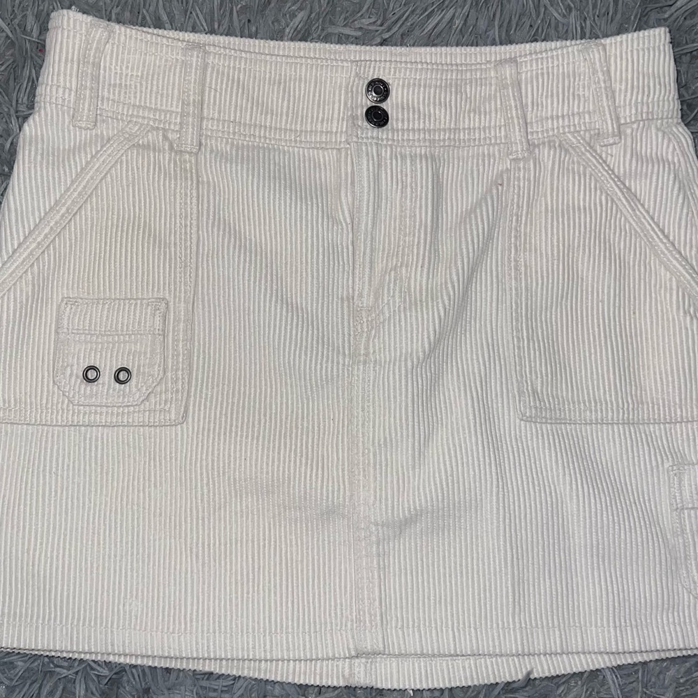 Old Navy 94 Reissue Corduroy Cargo Carpenter Mini Skirt in Off-White
